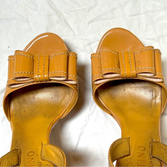 Valentino Bow Accent Slingback Sandals - Picture 4 of 16